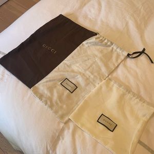 Gucci dust bags - array